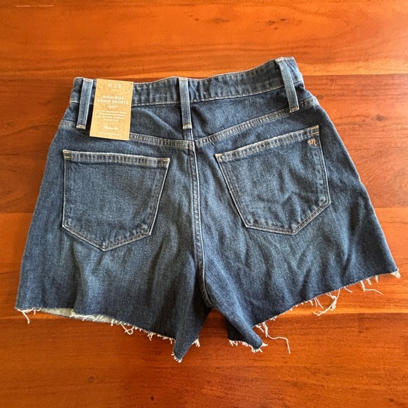NWT Madewell High Rise Denim Shorts - Curvy - Picture 2 of 10